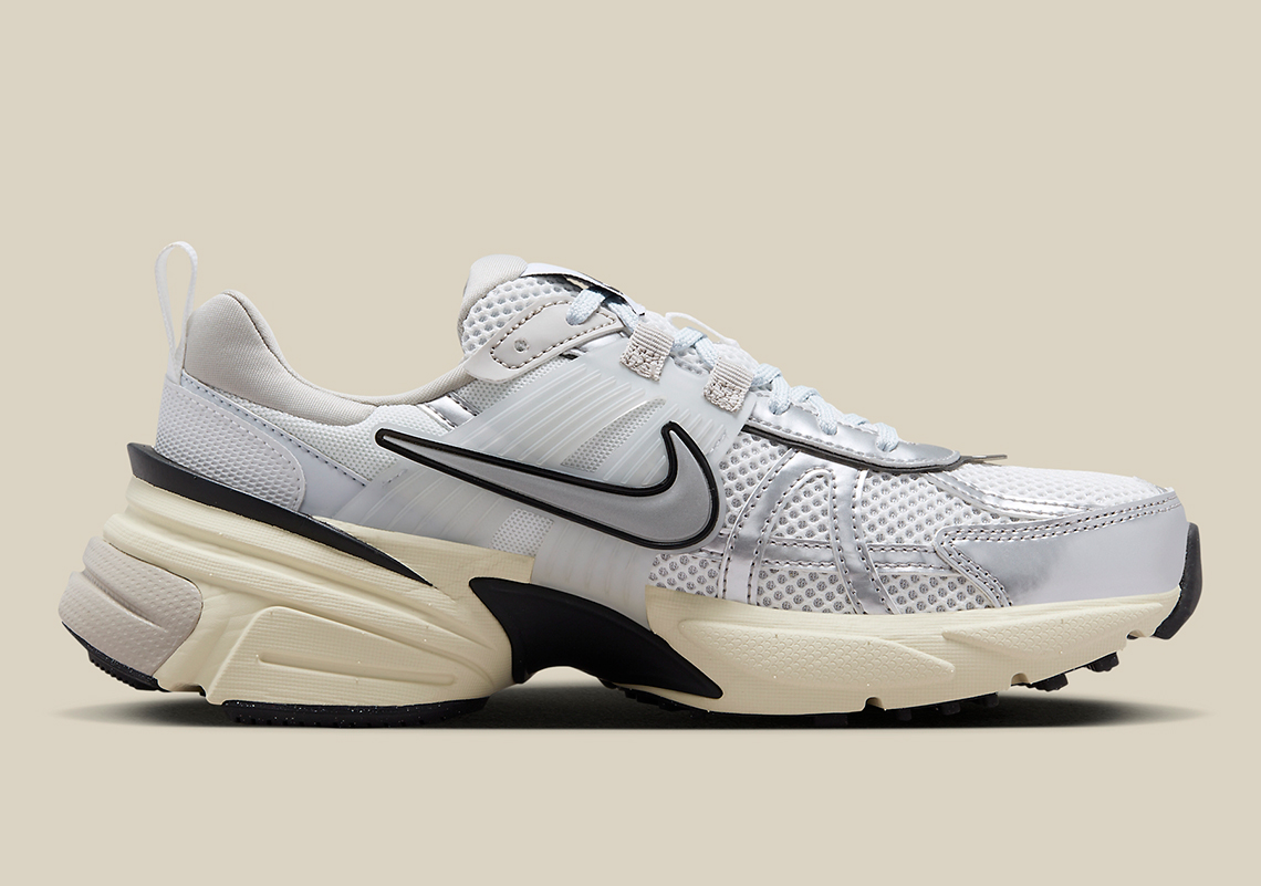 Nike Runtekk Summit White Metallic Silver Fd0736 100 5