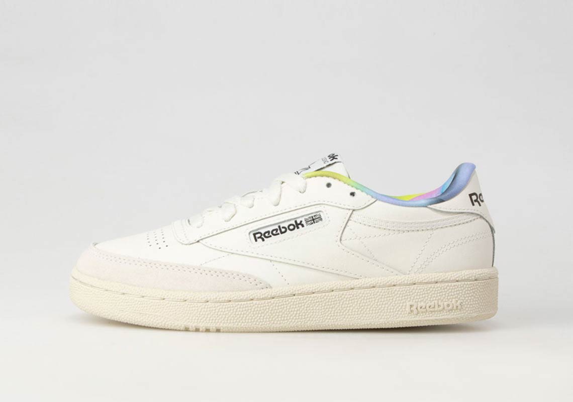 Reebok Club C Easter Id9425 1