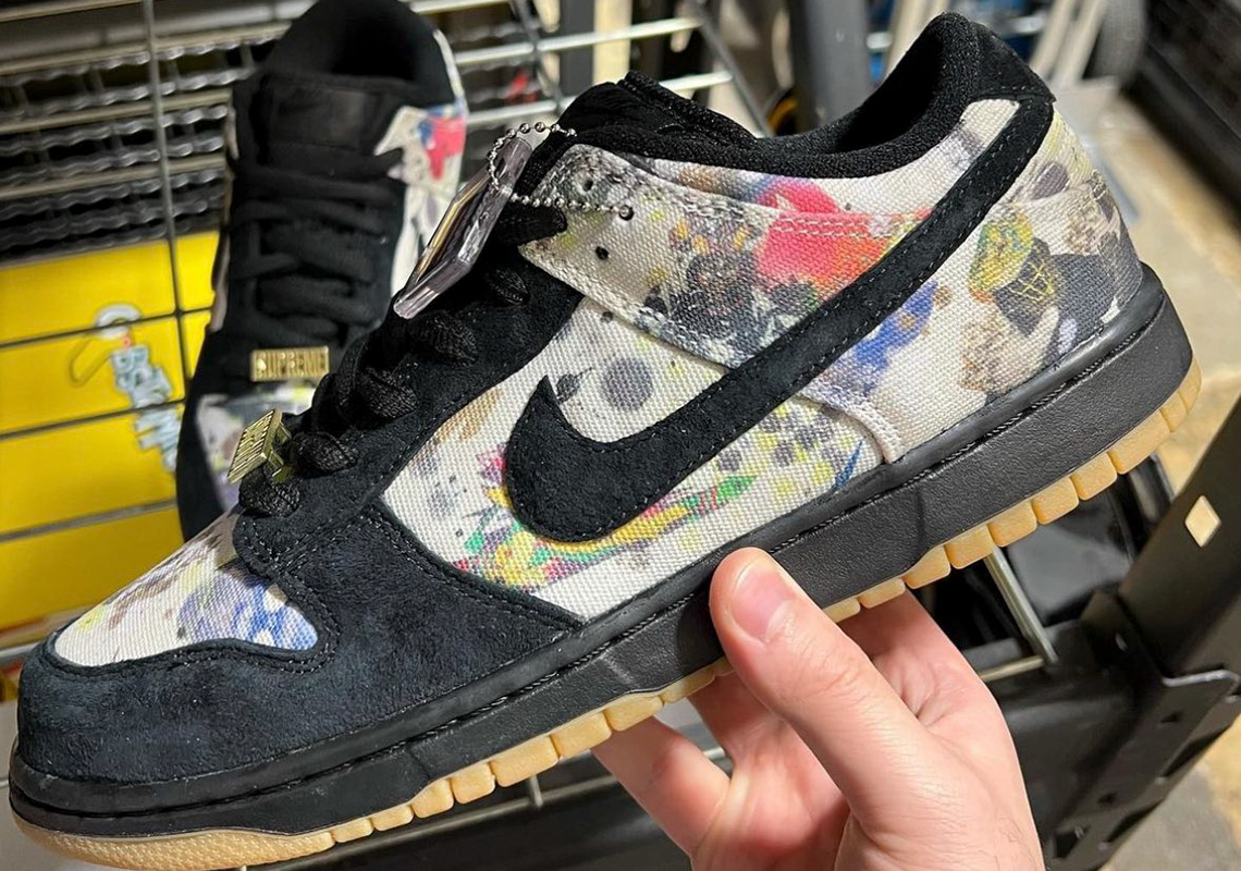 Supreme Nike Sb Dunk Low 2023 Photos 6