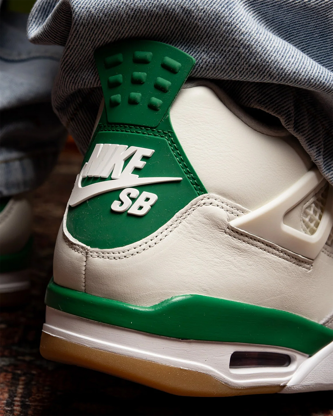 Jordan 4 Sb Pine Green Store List 1