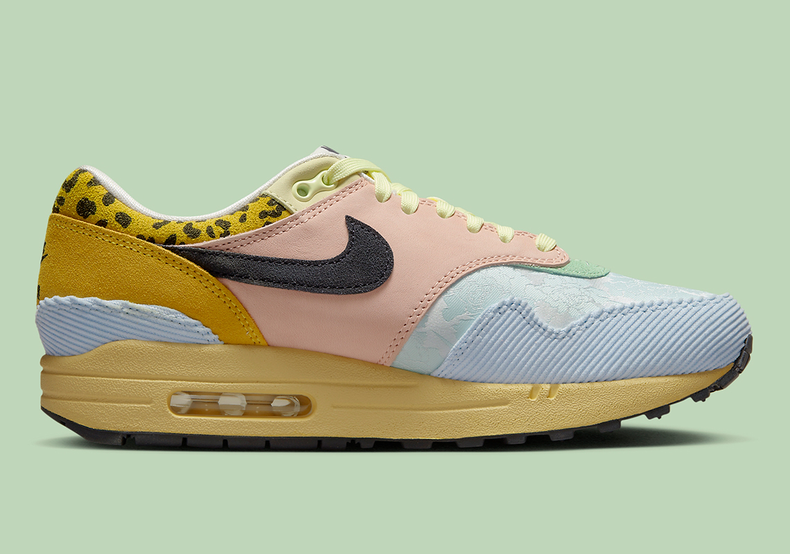 Nike Air Max 1 87 Womens Corduroy Tiger Leopard 1