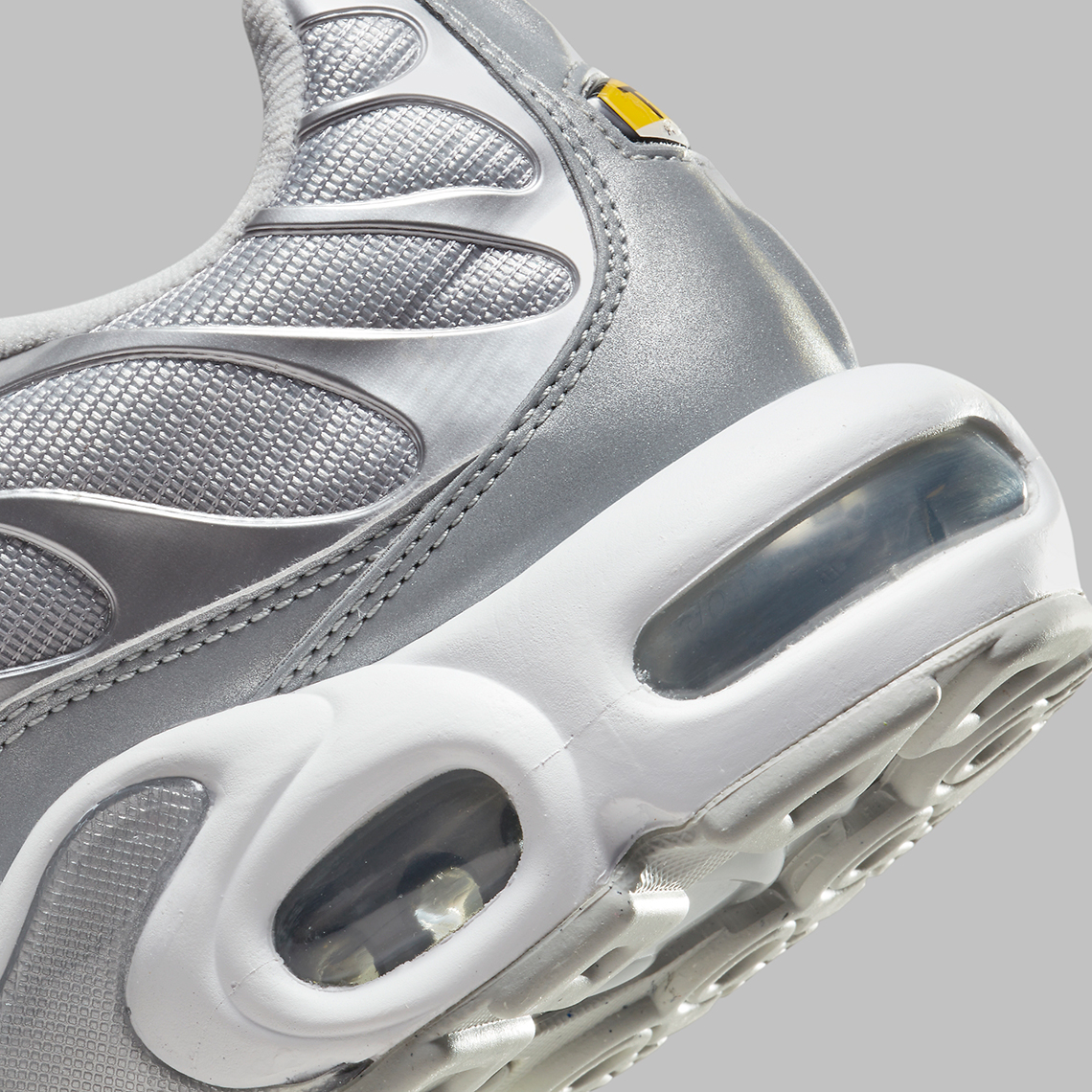 Nike Air Max Plus Metallic Silver Grey Fog Fj1012 095 6