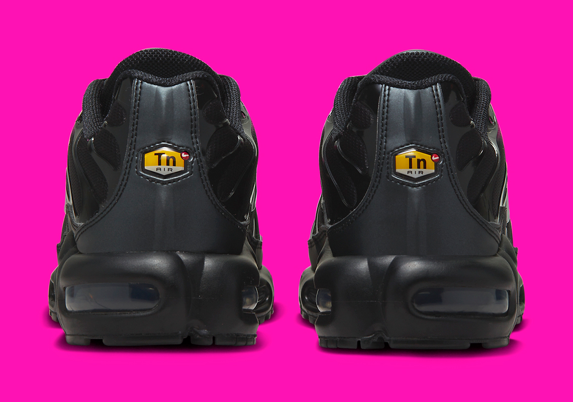 Nike Air Max Plus Pink Black Fj5481 010 7