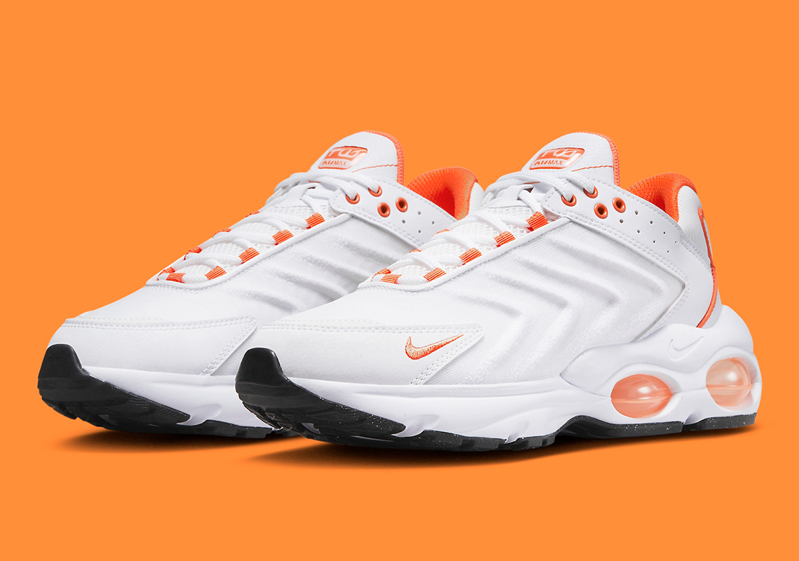 Nike Gives The Air Max TW Accents Of Citrus Orange