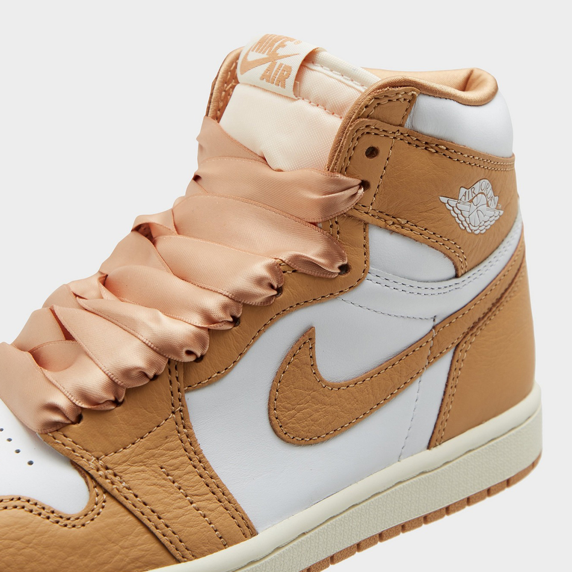 Air Jordan 1 Retro High Og Praline Fn6622 201 6