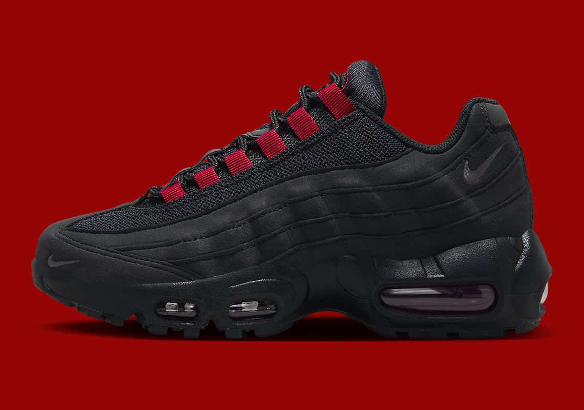 Nike Air Max 95 Gs Black Red Fq2430 001 3