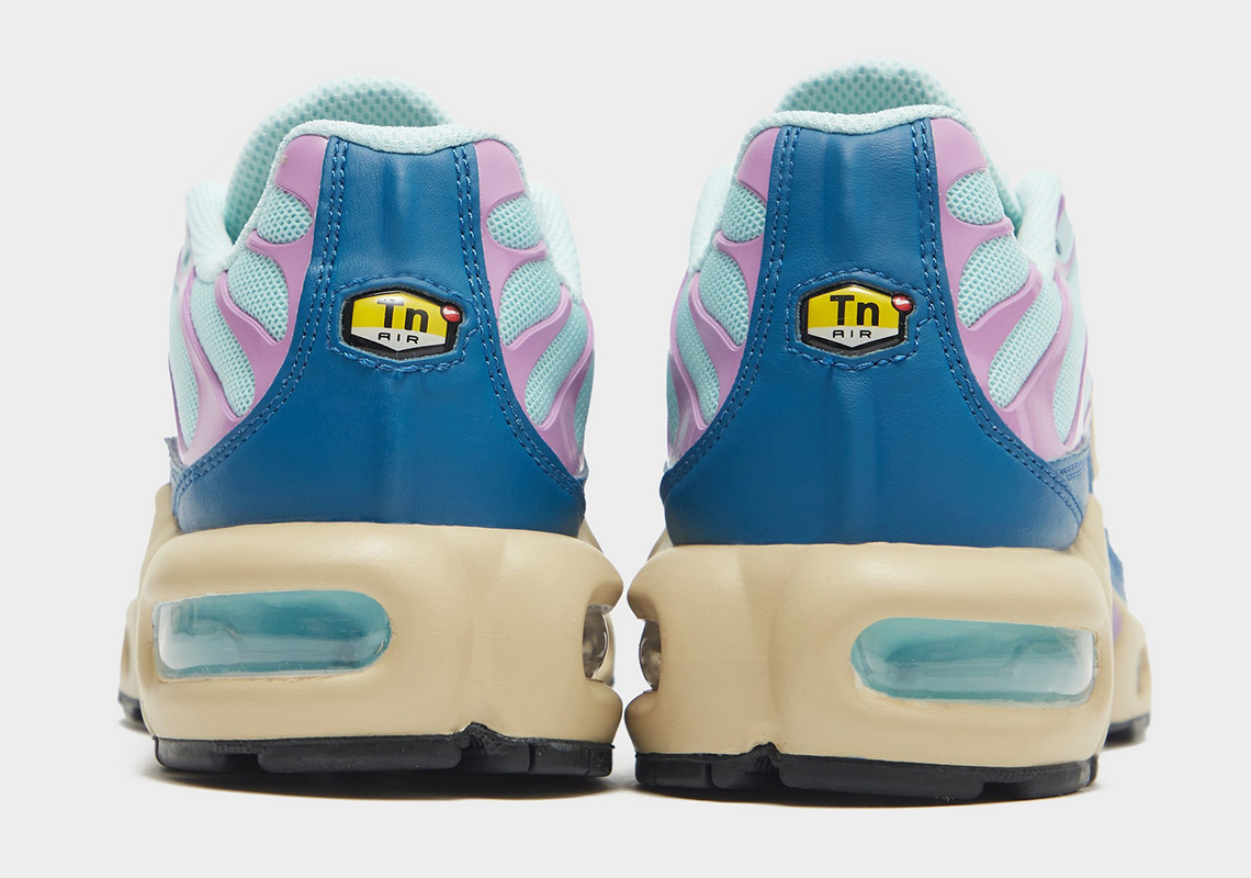 Nike Air Max Plus Womens Teal Lilac Mint 1