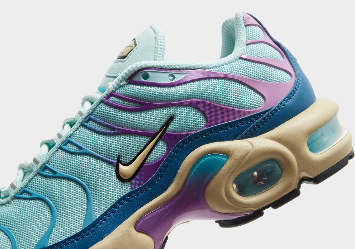 Nike Air Max Plus Womens Teal Lilac Mint 2