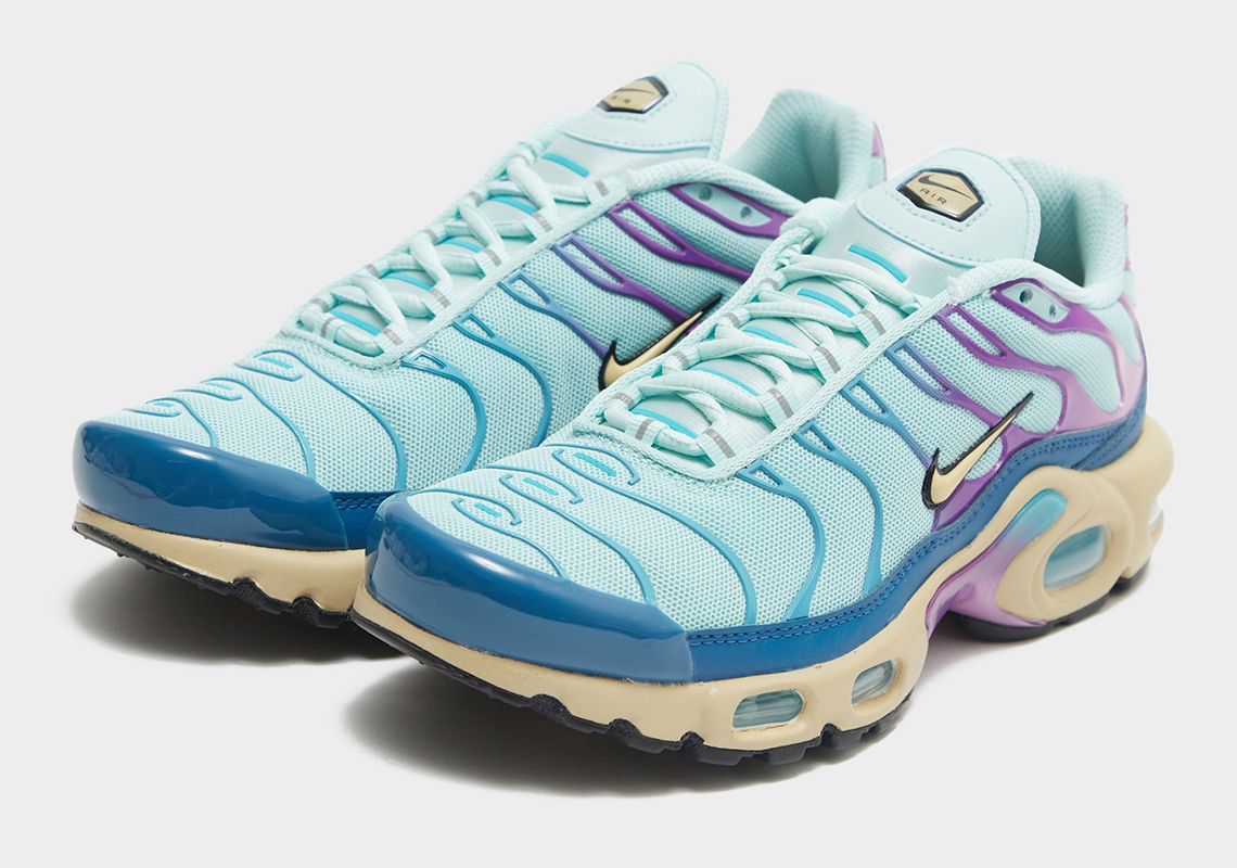 Nike Air Max Plus Womens Teal Lilac Mint 4