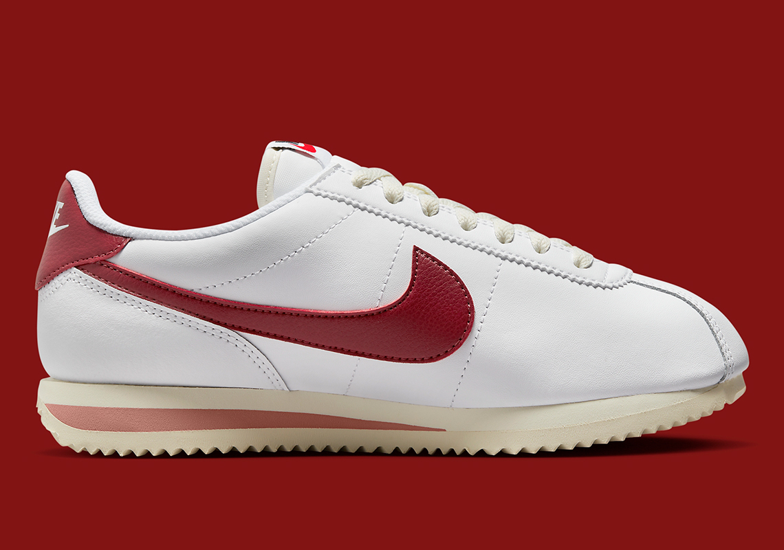 Nike Cortez White Red Stardust Dn1791 103 1