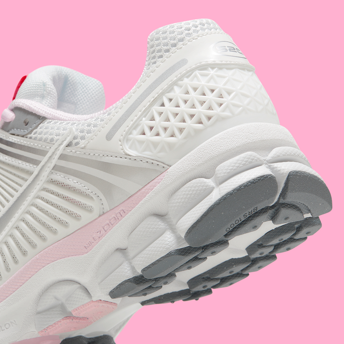 Nike Zoom Vomero 5 Silver Pink 520 Fn3695 001 7