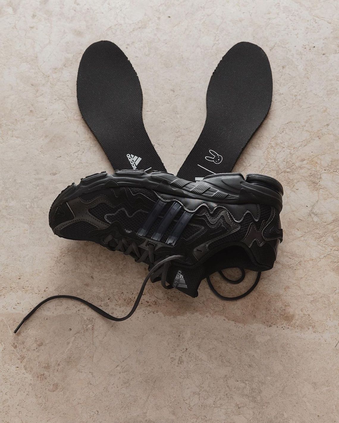 Bad Bunny Adidas Response Cl Black 005