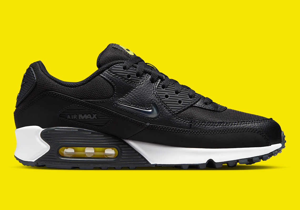 Nike Air Max 90 Jewel Black Yellow Fn8005 002 2