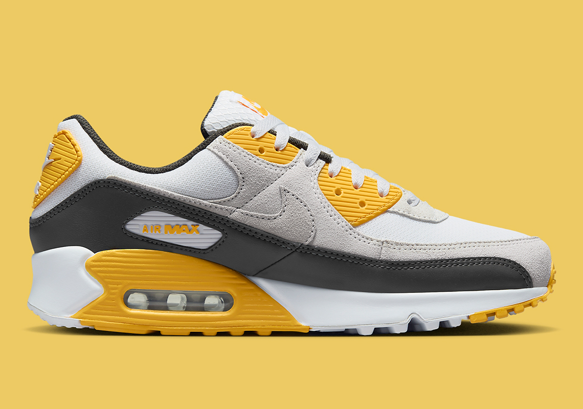 Nike Air Max 90 White Photon Dust University Gold Dm0029 103 1