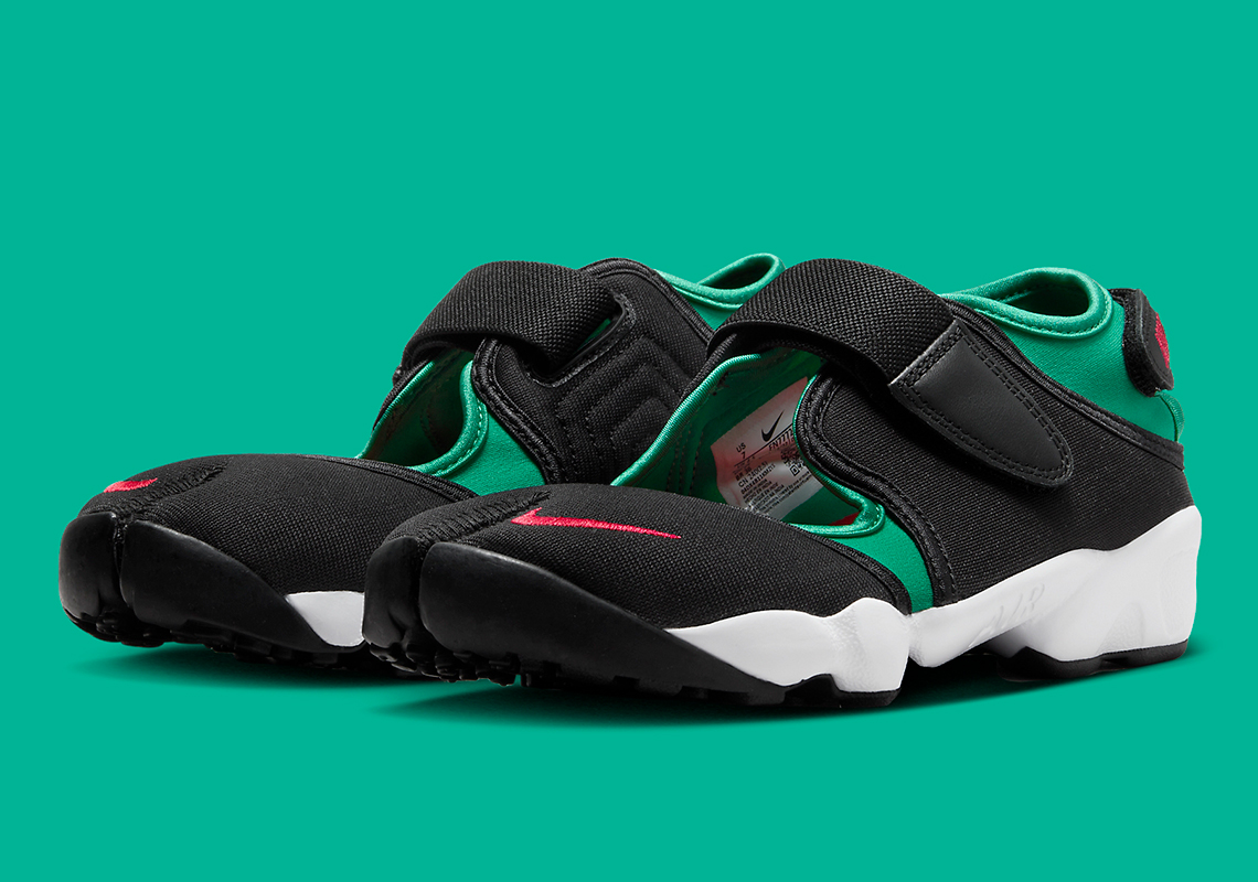 Nike Is Bringing Back The Air Rift In The OG "Kenya" Colorway