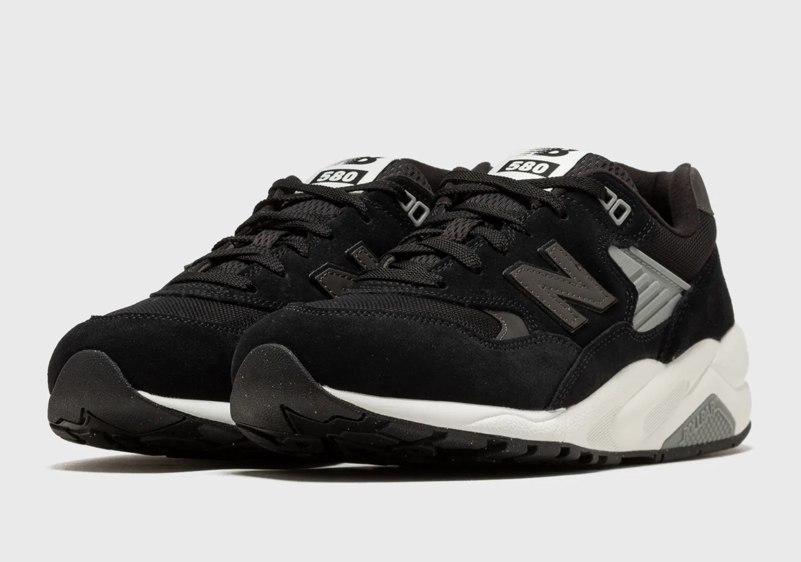 The New Balance 580 Adds A Bit More Black To Its Wardrobe