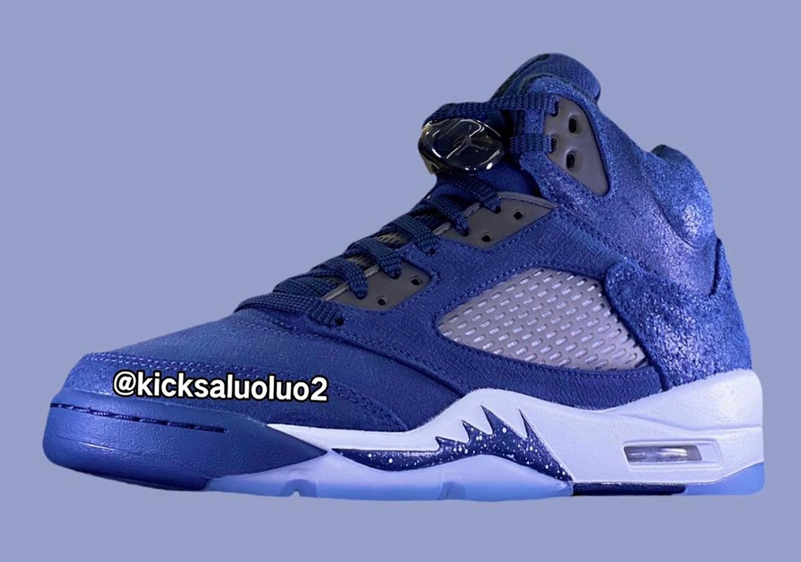 First Look At The Air Jordan 5 “Midnight Navy”