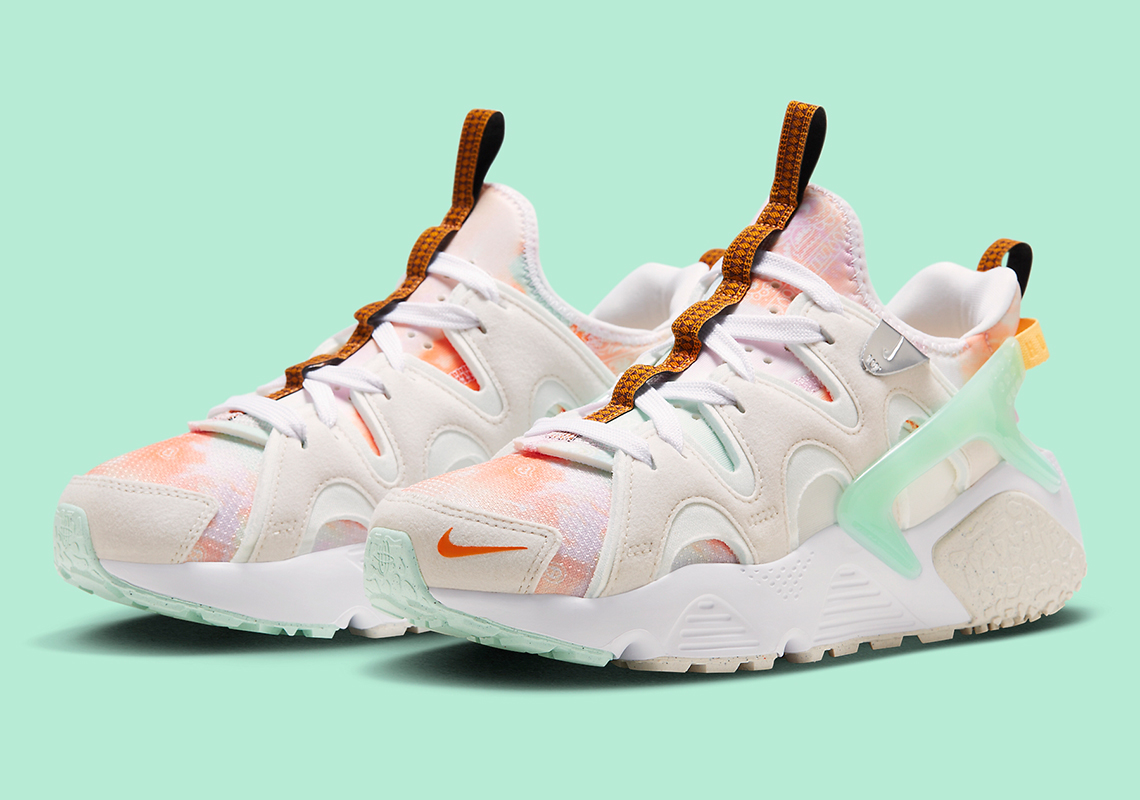 Paisley Prints Illuminate The Nike Air Huarache Craft "Mint Foam"