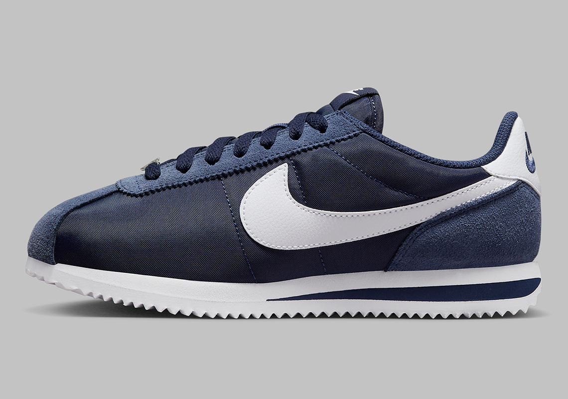 The Nike Cortez Returns In A Women's-Exclusive "Midnight Navy" Outfit