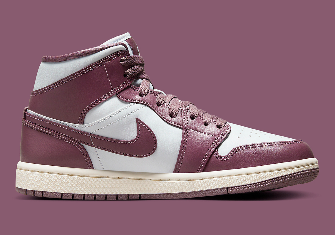 Air Jordan 1 Mid Womens Sky J Mauve Bq6472 050 5