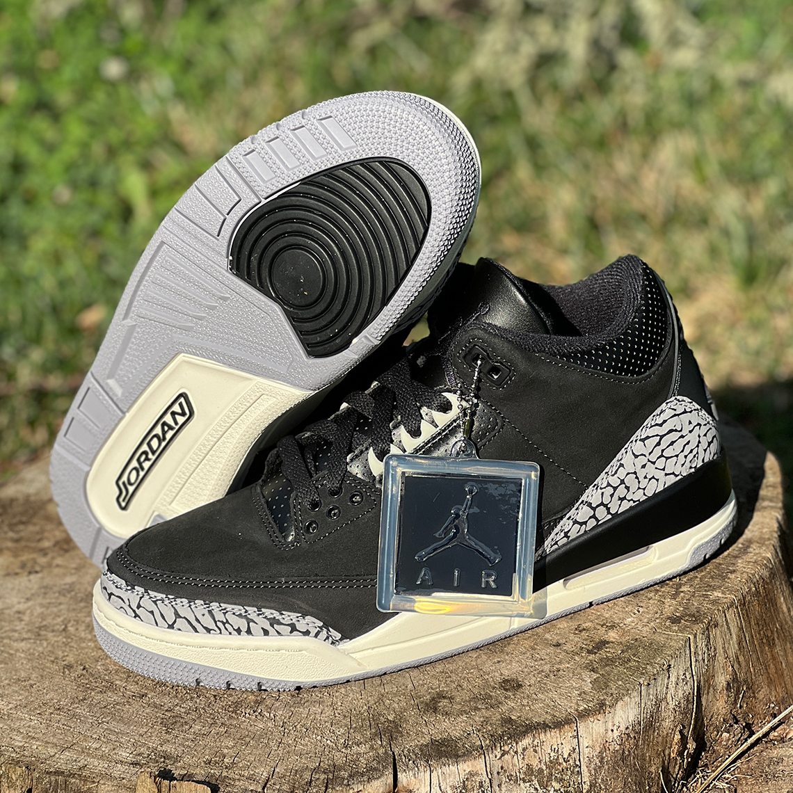 Air Jordan 3 Oreo Off Noir 3