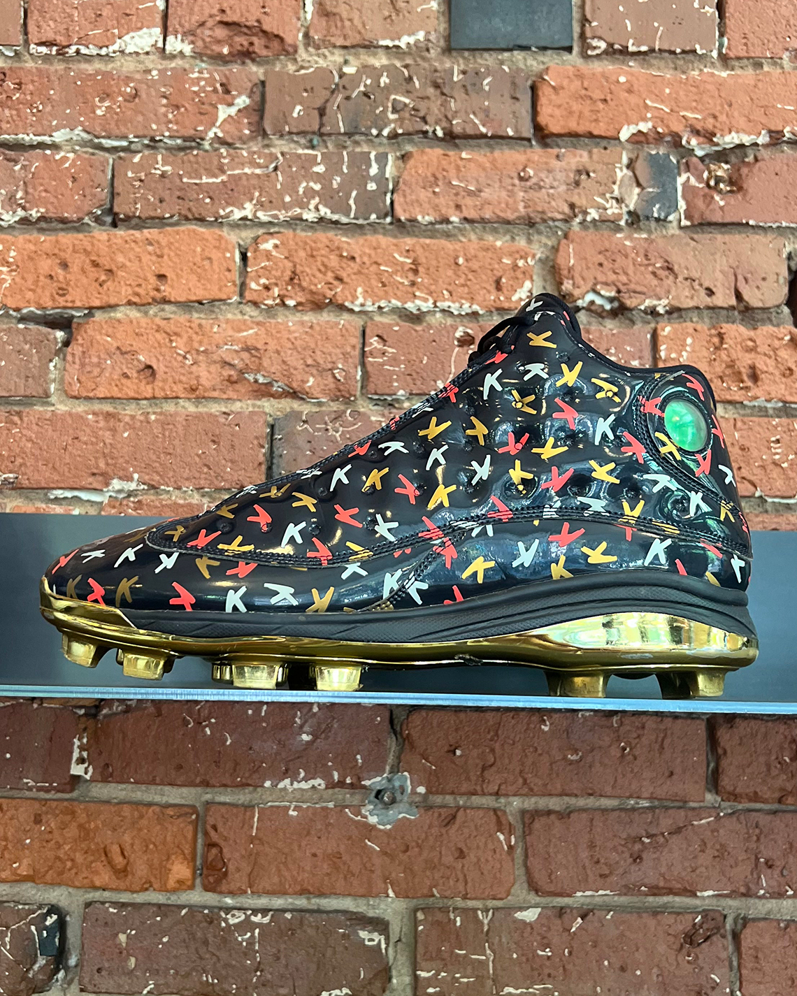 Hometeam Baseball Cleats Display Air Jordan 13 K