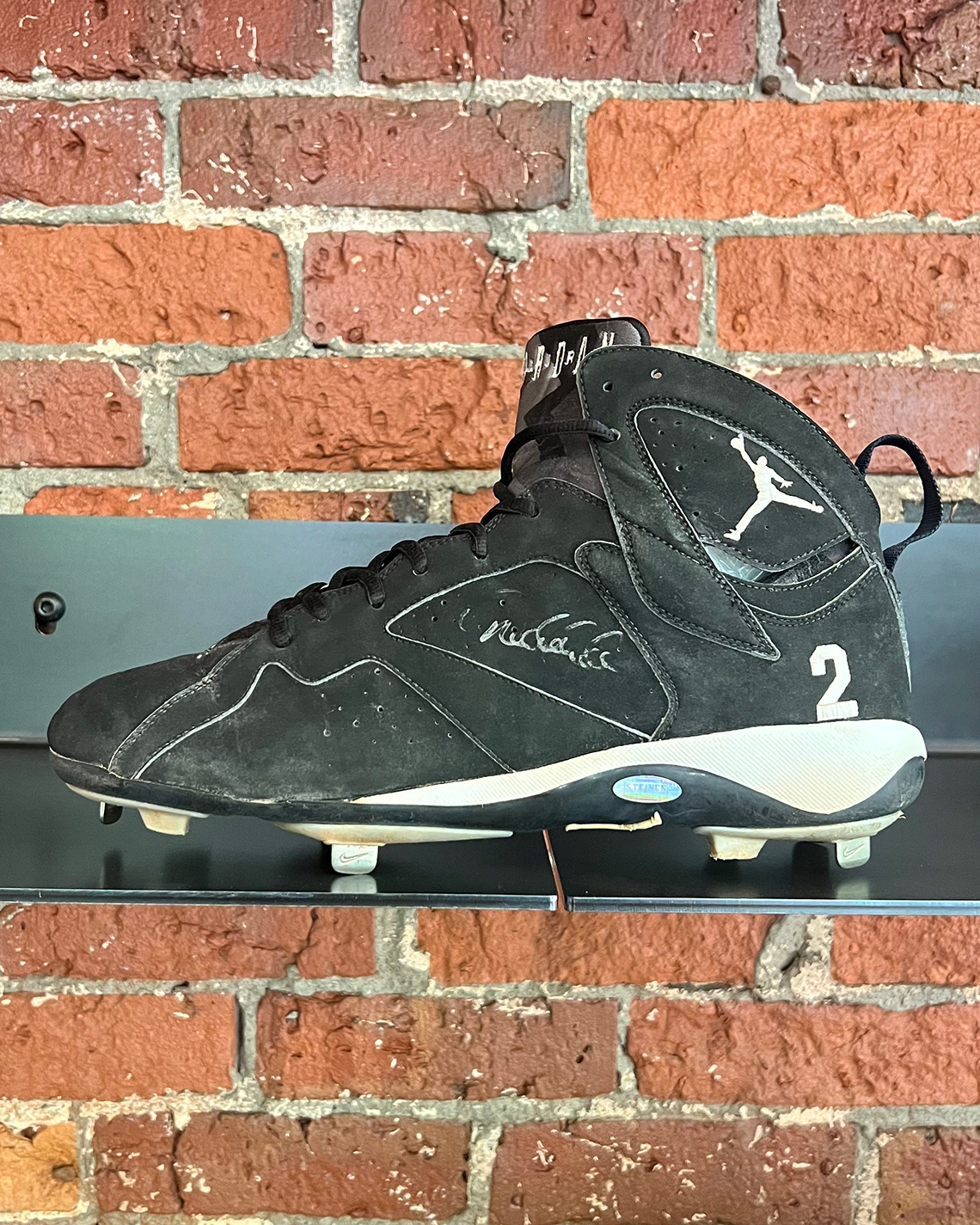 Hometeam Baseball Cleats Display Air Jordan 7 Jeter