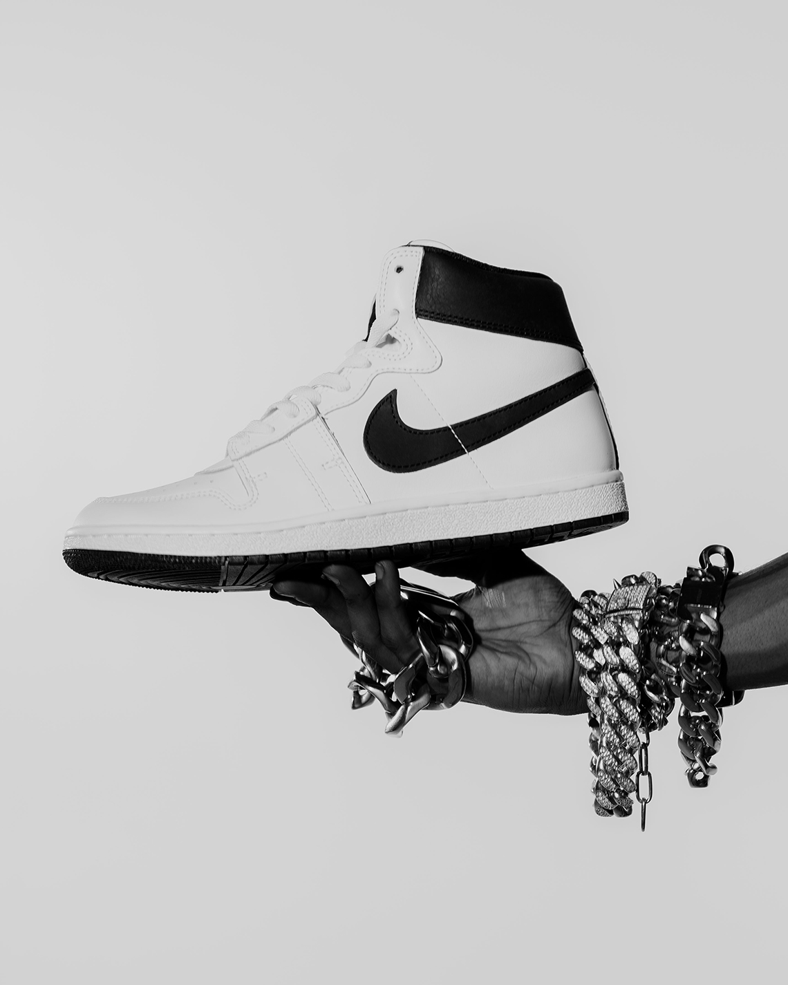 Maniere Jordan Air Ship White Black Release Date 12