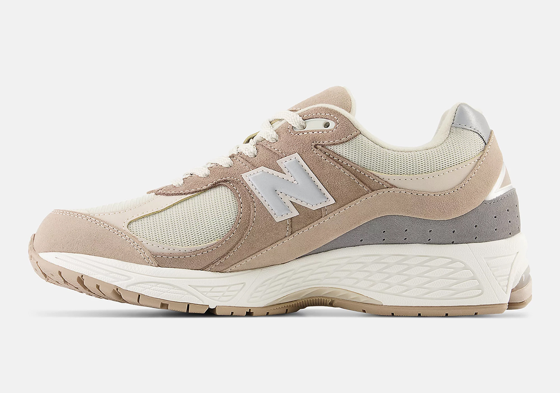 New Balance 2002r Driftwood Sandstone Moonbeam M2002rsi 4