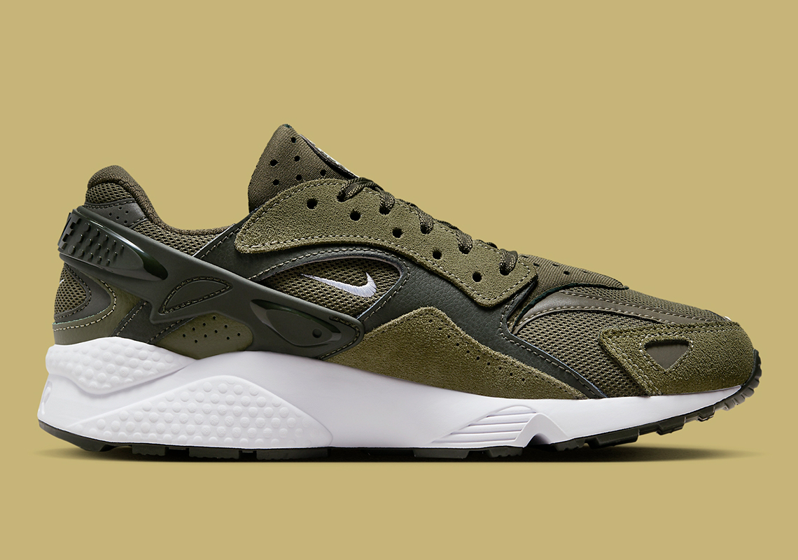 Nike Air Huarache Runner Olive Black Dz3306 300 7