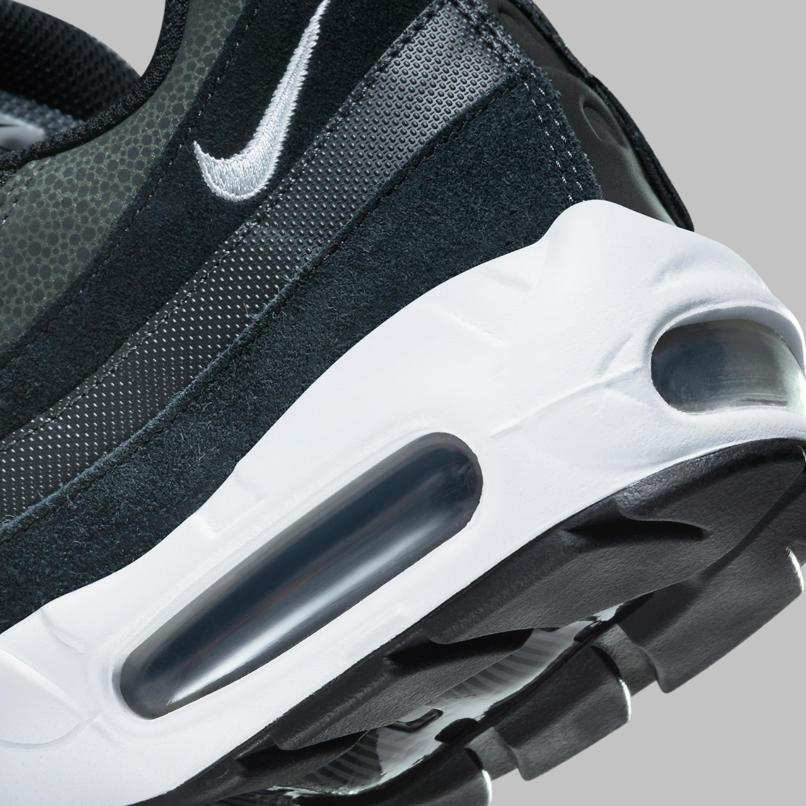 Nike Air Max 95 Black Pure Platinum Dm0011 009 8