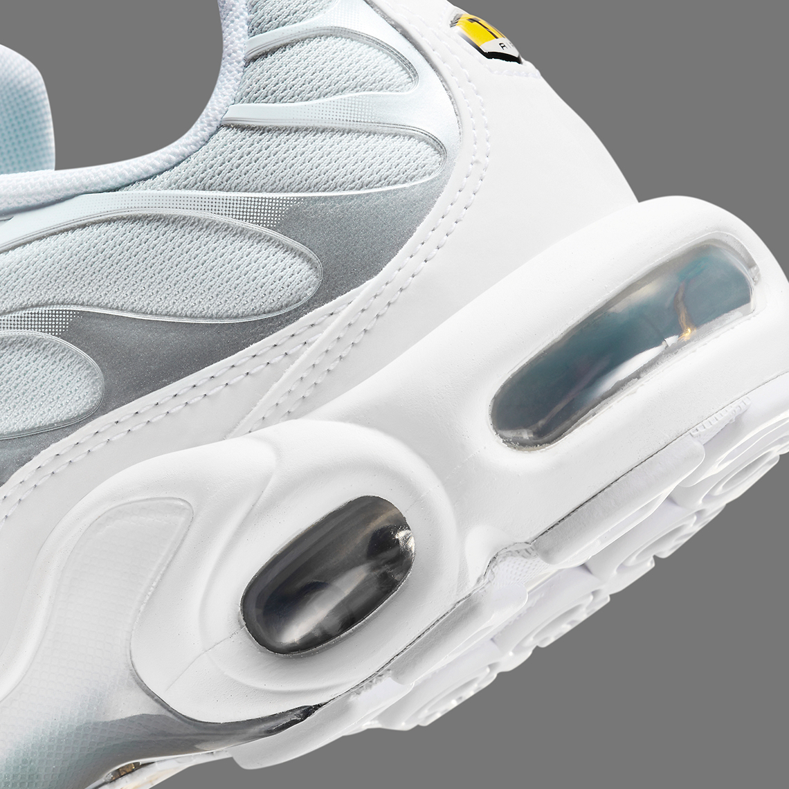 Nike Air Max Plus White Metallic Silver Fv0952 100 8