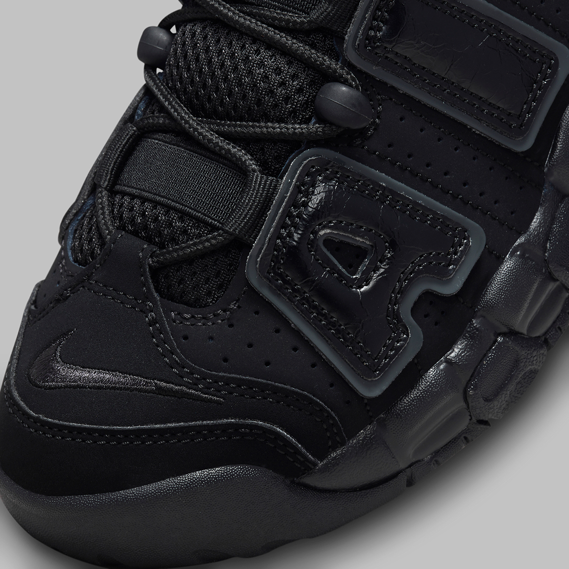 Nike Air More Uptempo Gs Triple Black Fv2264 001 2