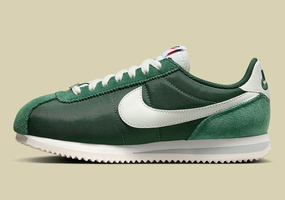 Nike Cortez Womens Fir Green Dz2795 300 3