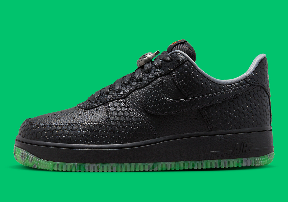 Nike Air Force 1 Halloween Fq8822 084 1