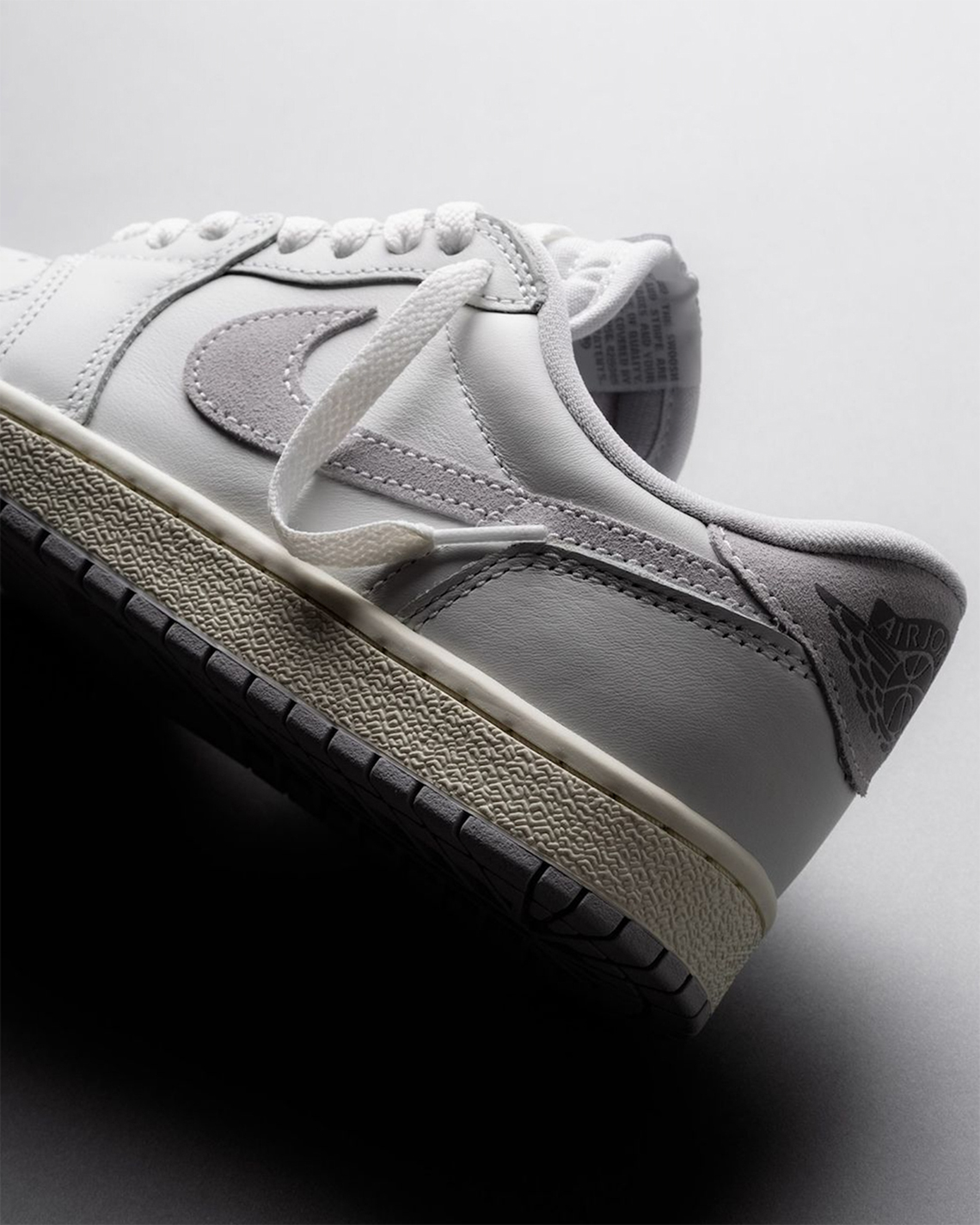 Jordan 1 Low Og Neutral Grey Fb9933 100 Release Date Info 4