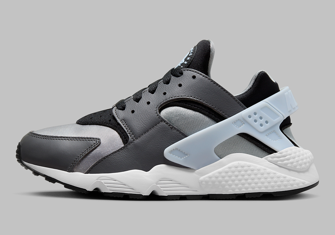 Nike Air Huarache Swoosh Dd1068 008 Release Date 3