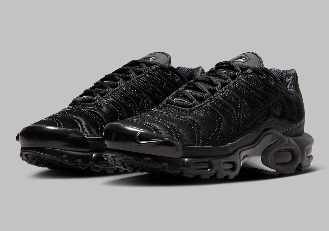 Nike Air Max Plus Black Stitching Fv1169 001 7