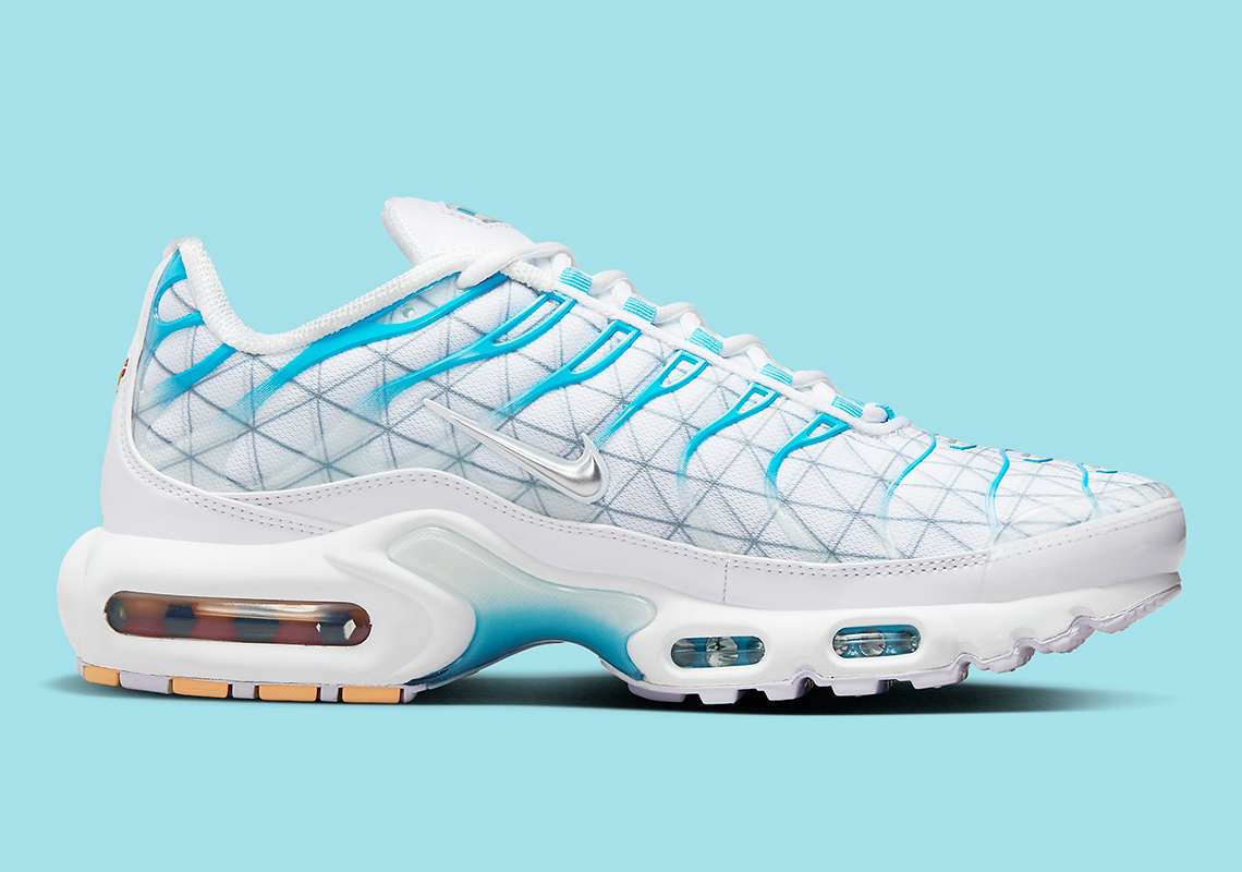 Nike Air Max Plus Marseille Coat Of Arms Fq2397 100 4