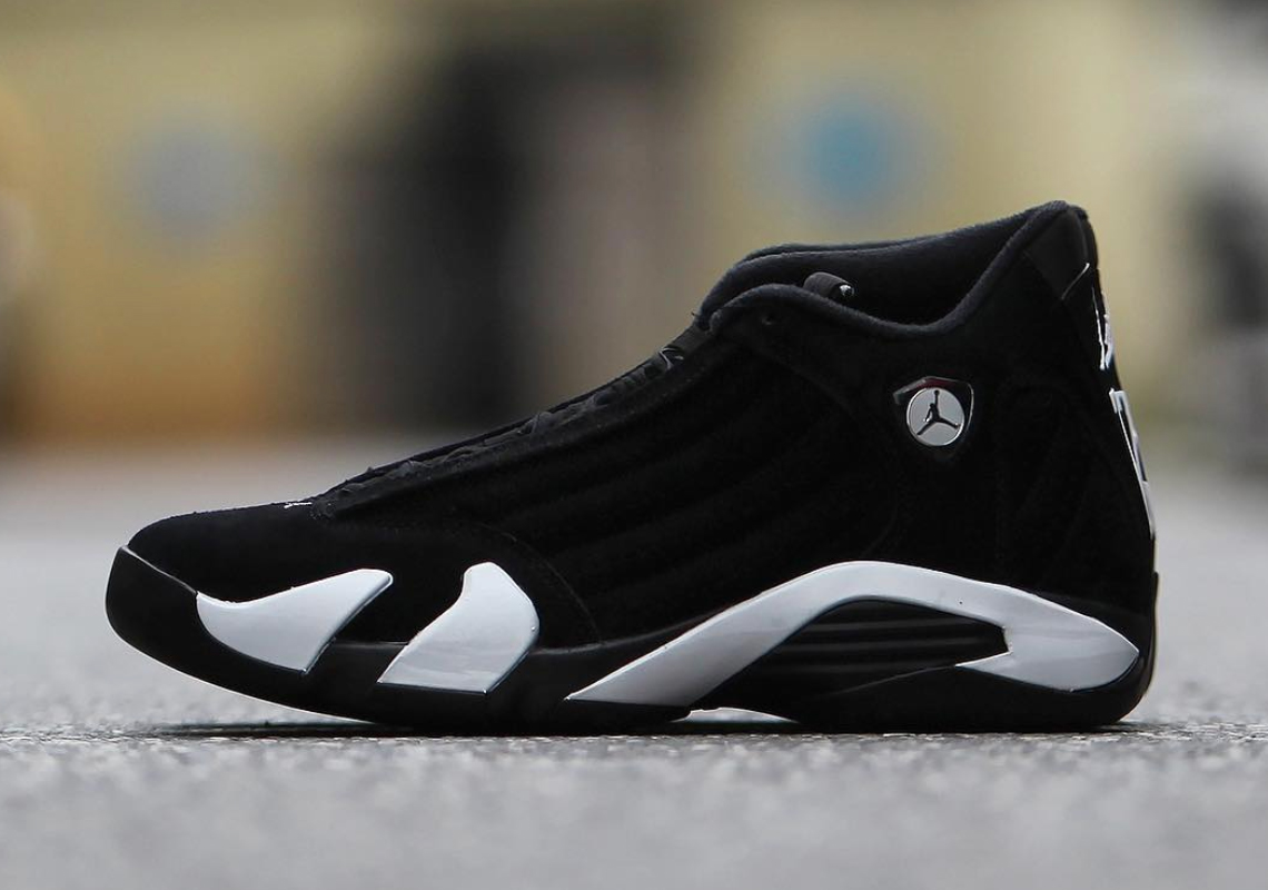 Air Jordan 14 Black White 487471 016 6