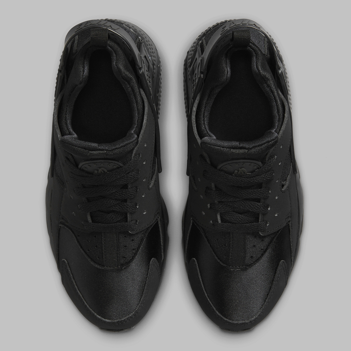 Nike Air Huarache Gs Triple Black Fv5605 001 7