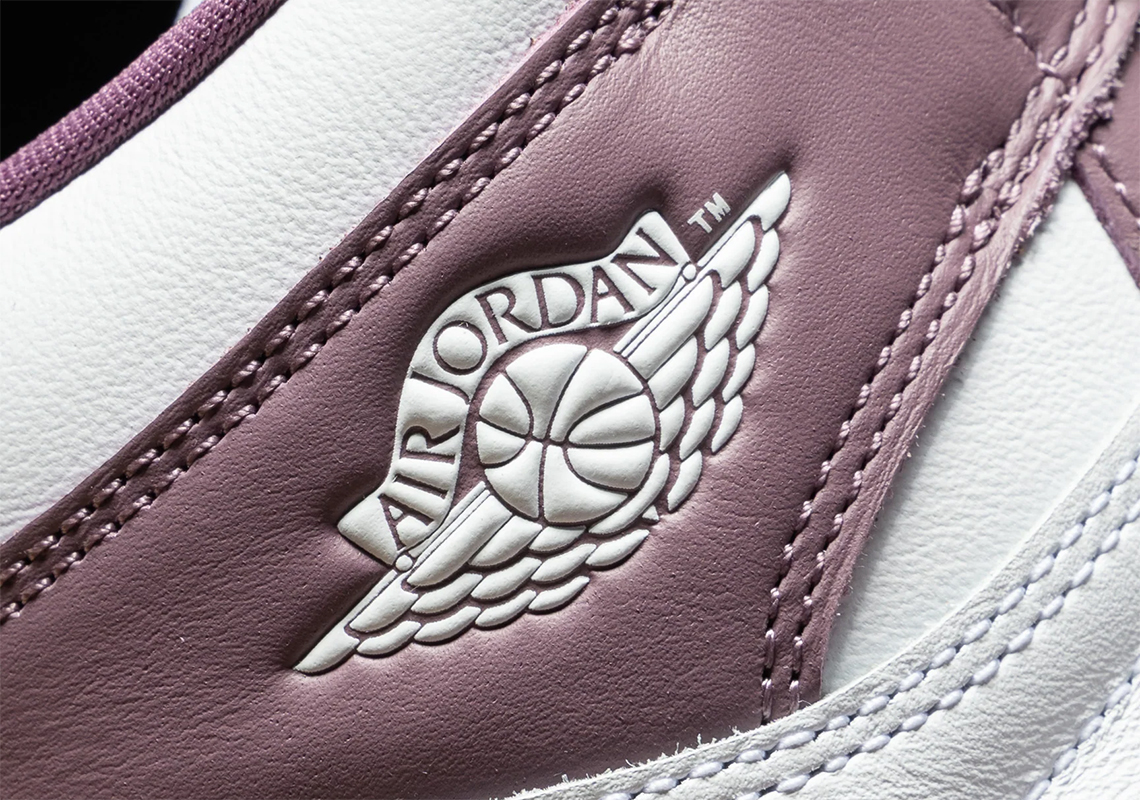 Air Jordan 1 Mauve Dz5485 105 Store List 3