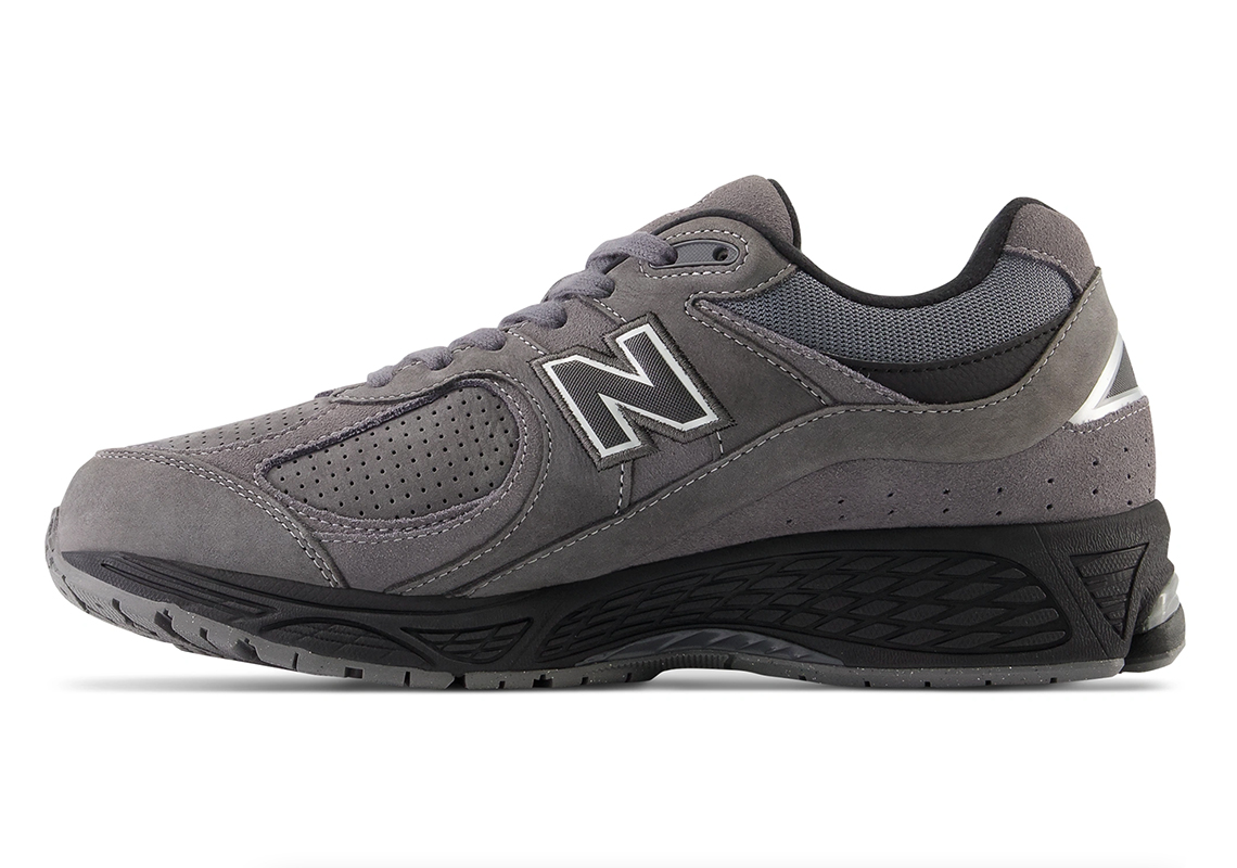 New Balance 2002r Castlerock Black M2002reh 5