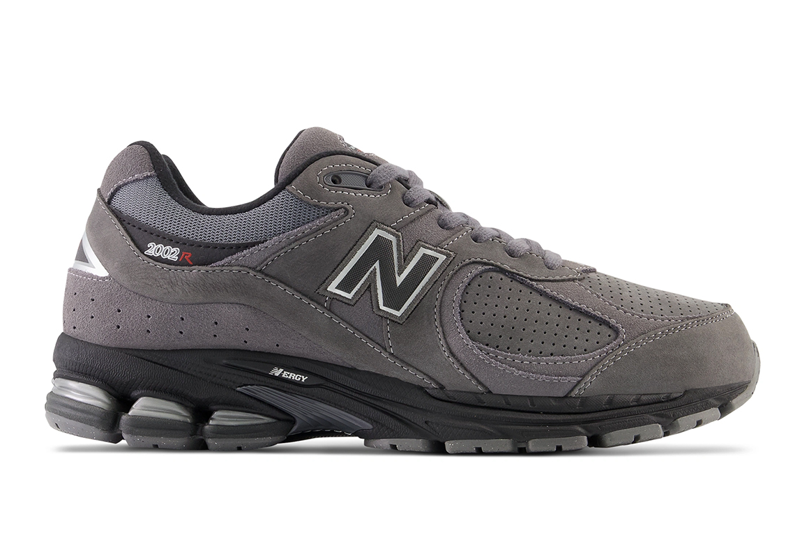 New Balance 2002r Castlerock Black M2002reh 6