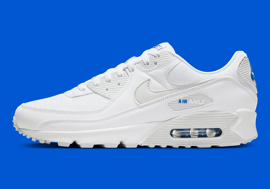 "Photo Blue" Animates Branding On This Clean Nike Air Max 90