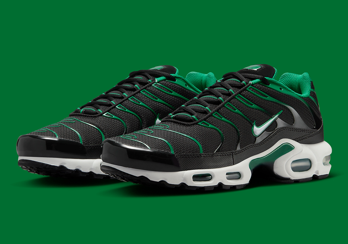 "Malachite Green" Animates The Nike Air Max Plus