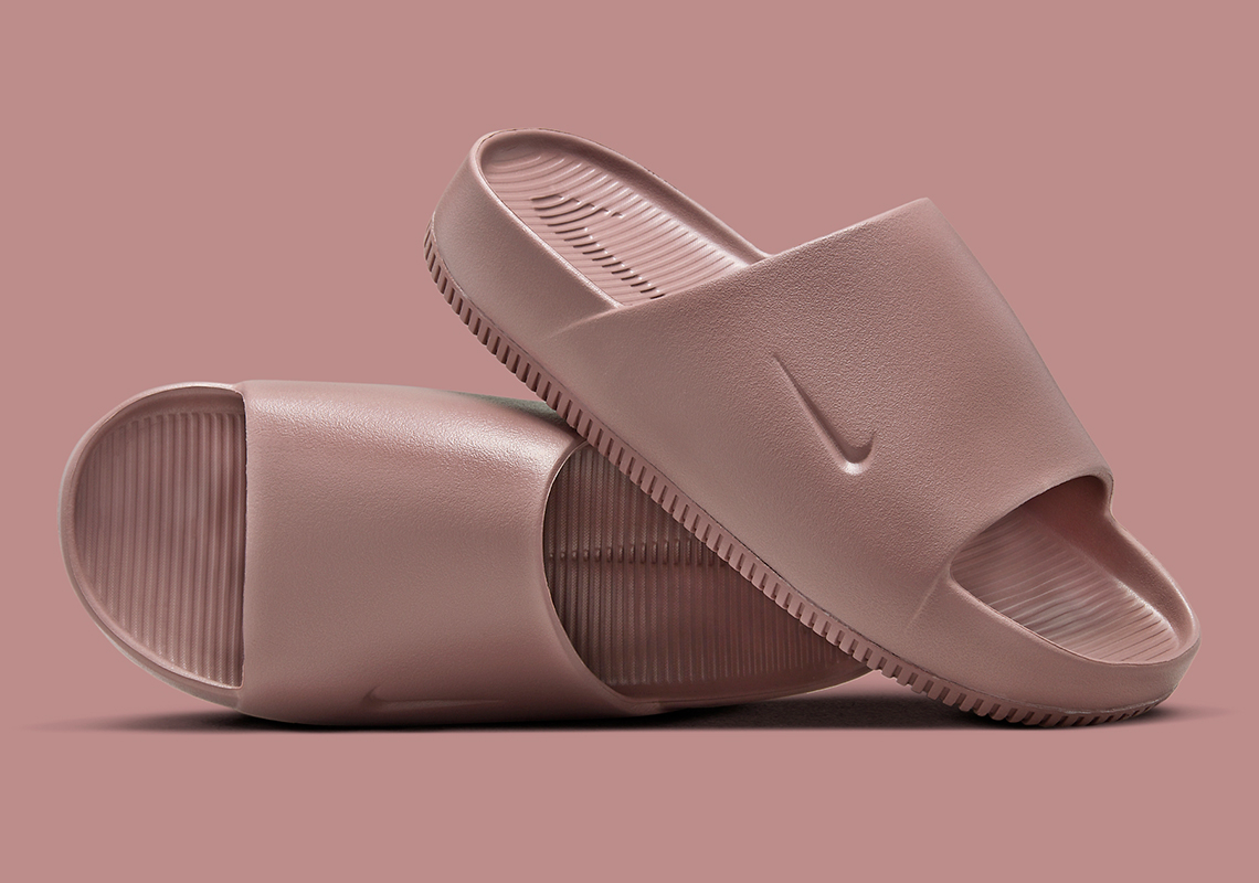 The Nike Calm Slide Gets Pretty In "Rose Whisper"