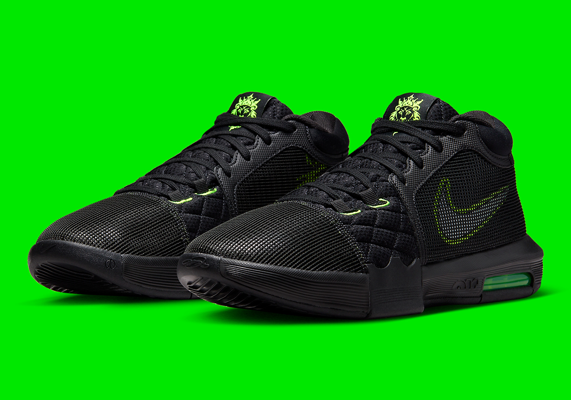 The Nike LeBron Witness 8 Receives The "Dunkman" Treatment