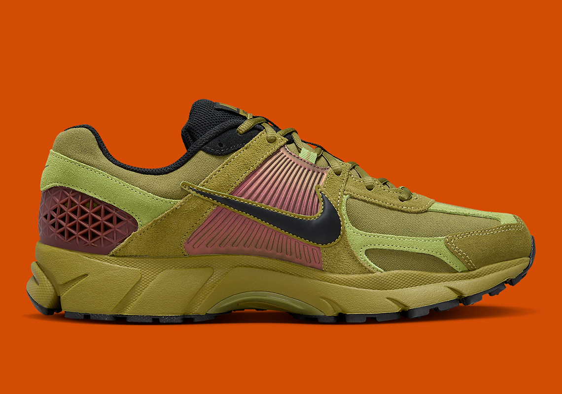 Nike Zoom Vomero 5 Pacific Moss Black Pear Release Date 8