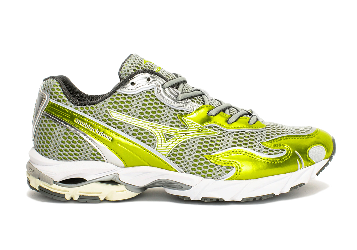 One Block Down Mizuno Wave Rider 10 Amazon